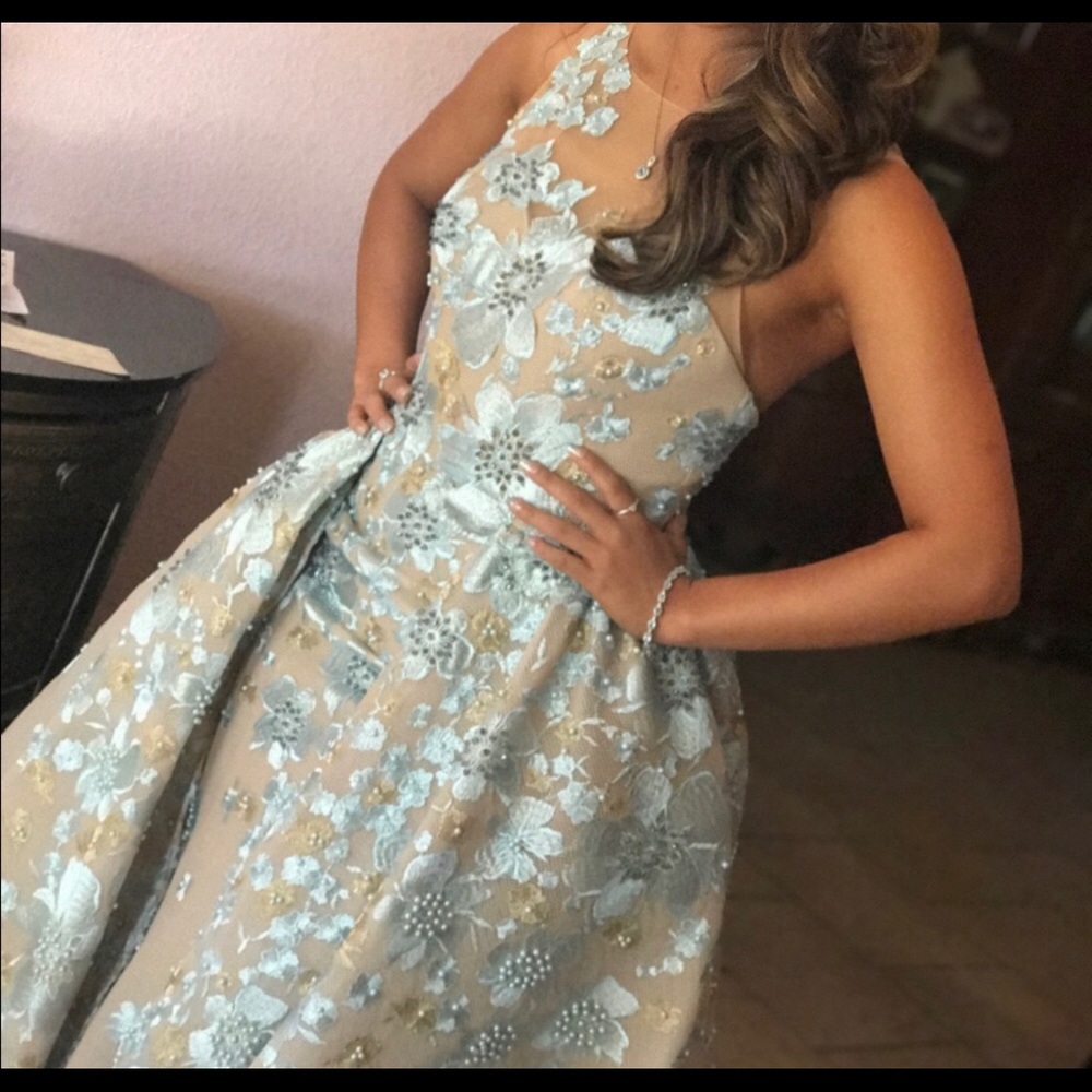 Beautiful, elegant Sherri Hill gown. Like new!